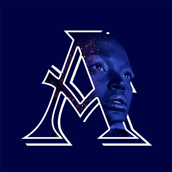 Photo montage, Incrustation d'un visage dans une lettre